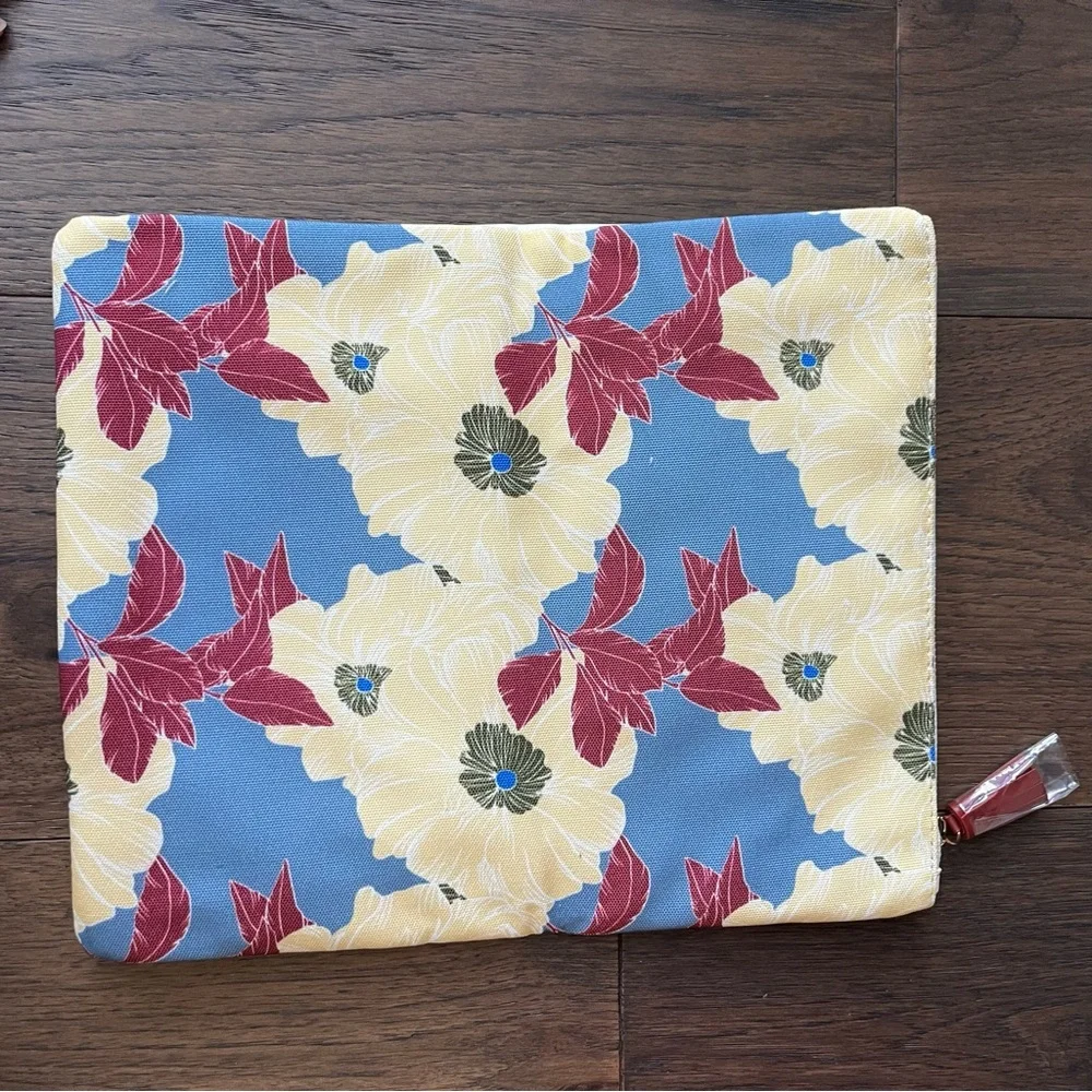 NEW! Anthropologie Rachel Pally Reversible Folding Floral large Clutch